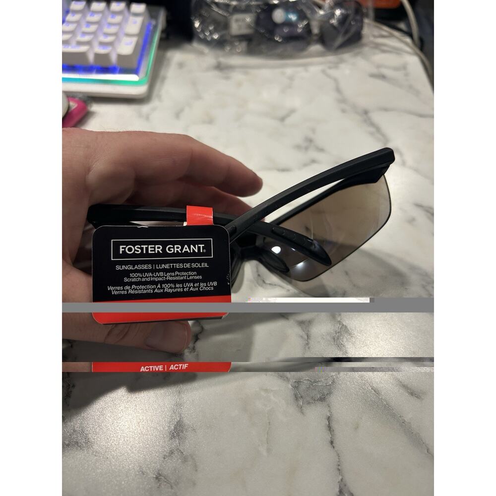 Foster Grant Beauty Lab Max Block 100% UVA-UVB Protection Sunglasses - Picture 3 of 3